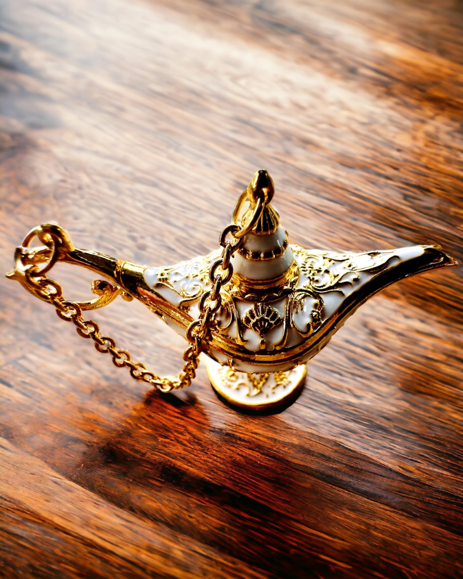 Piccola Lampada Magica di Aladino da 4 cm, portachiavi, 6 varianti di colore - Ricordi Incantati, personalizzazione con incisione