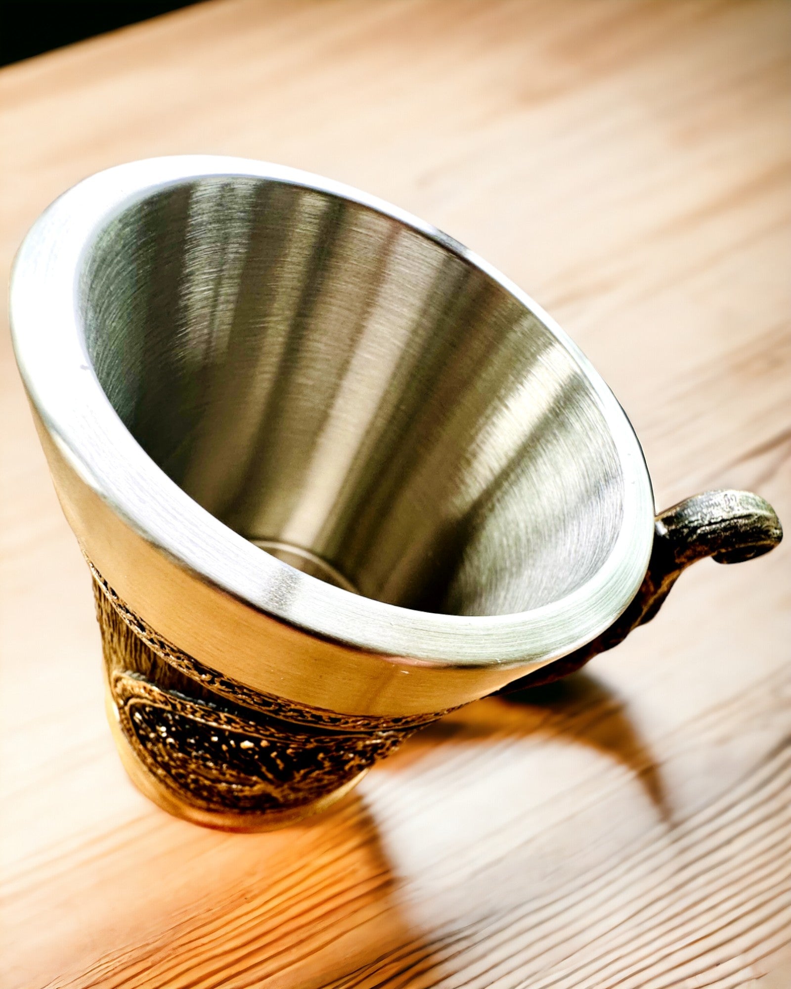 Tazza Nordica Albero del Mondo - Maestria Artigianale, 600 ml, possibilità di personalizzazione con incisione