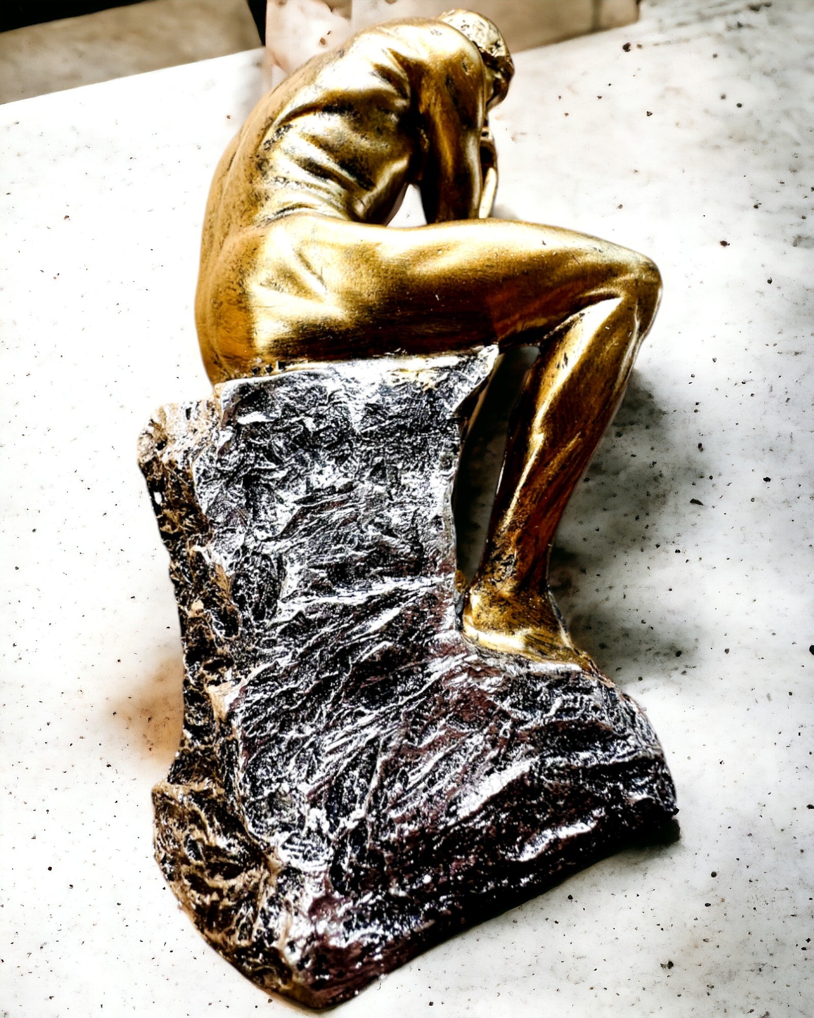 Pensatore Dorato - Statuetta in resina, personalizzazione con incisione