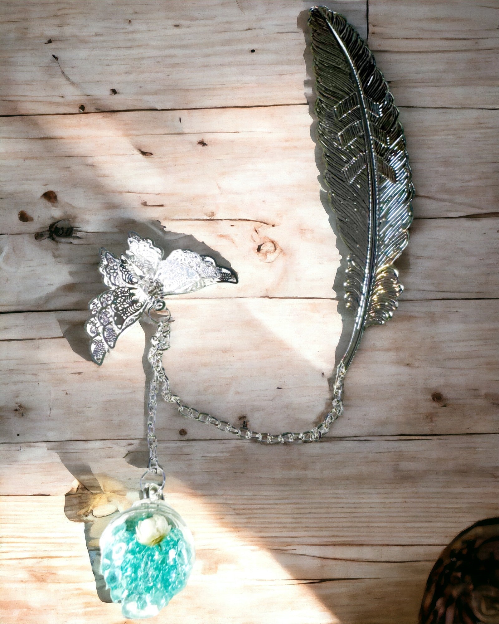 Segnalibro Creativo in Stile Retrò con Motivo di Piuma e Farfalla – Elegante Regalo Promozionale, Colore Argento/Blu