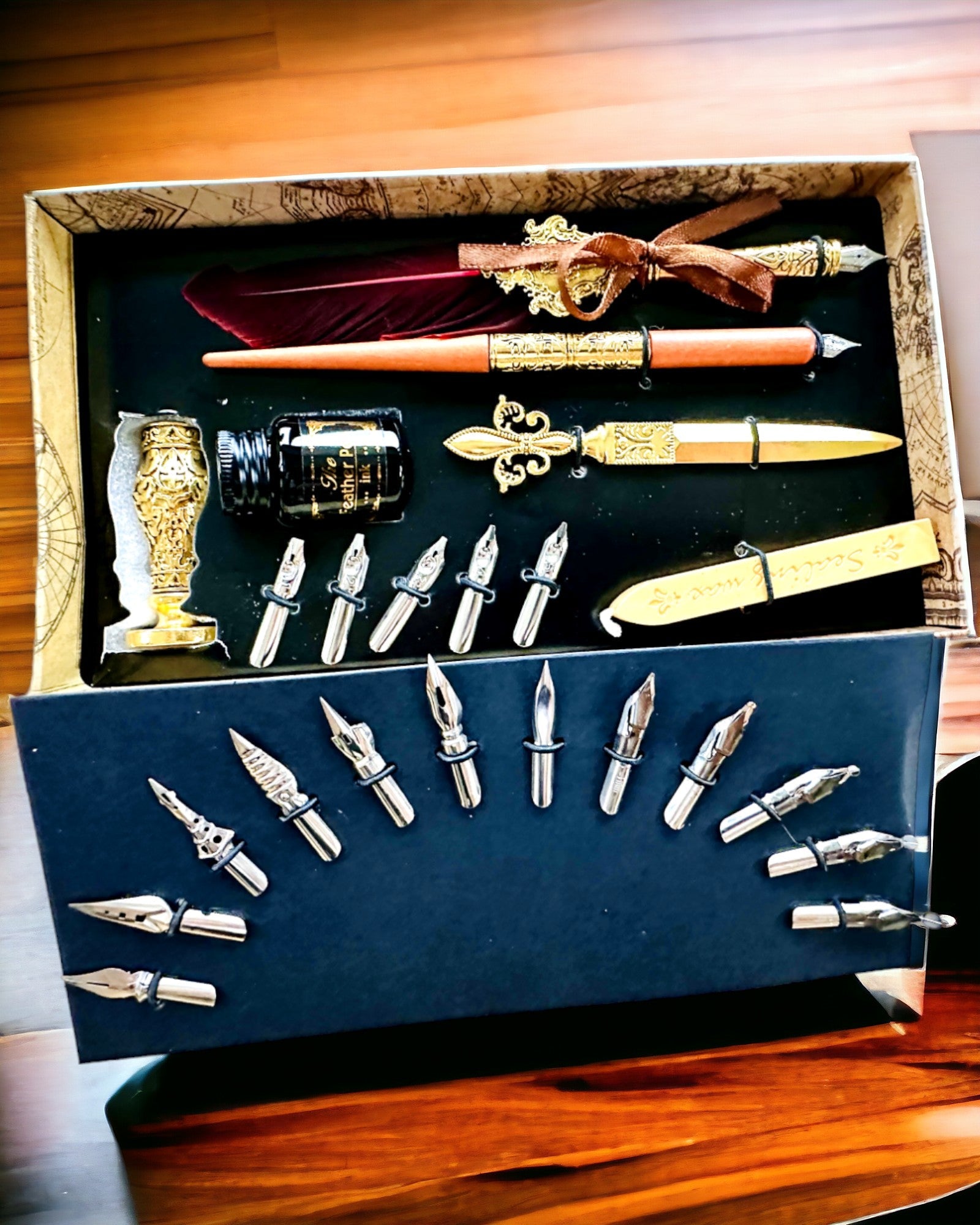 Set Calligrafico Esclusivo, penna stilografica a immersione e set di inchiostri, personalizzazione con incisione