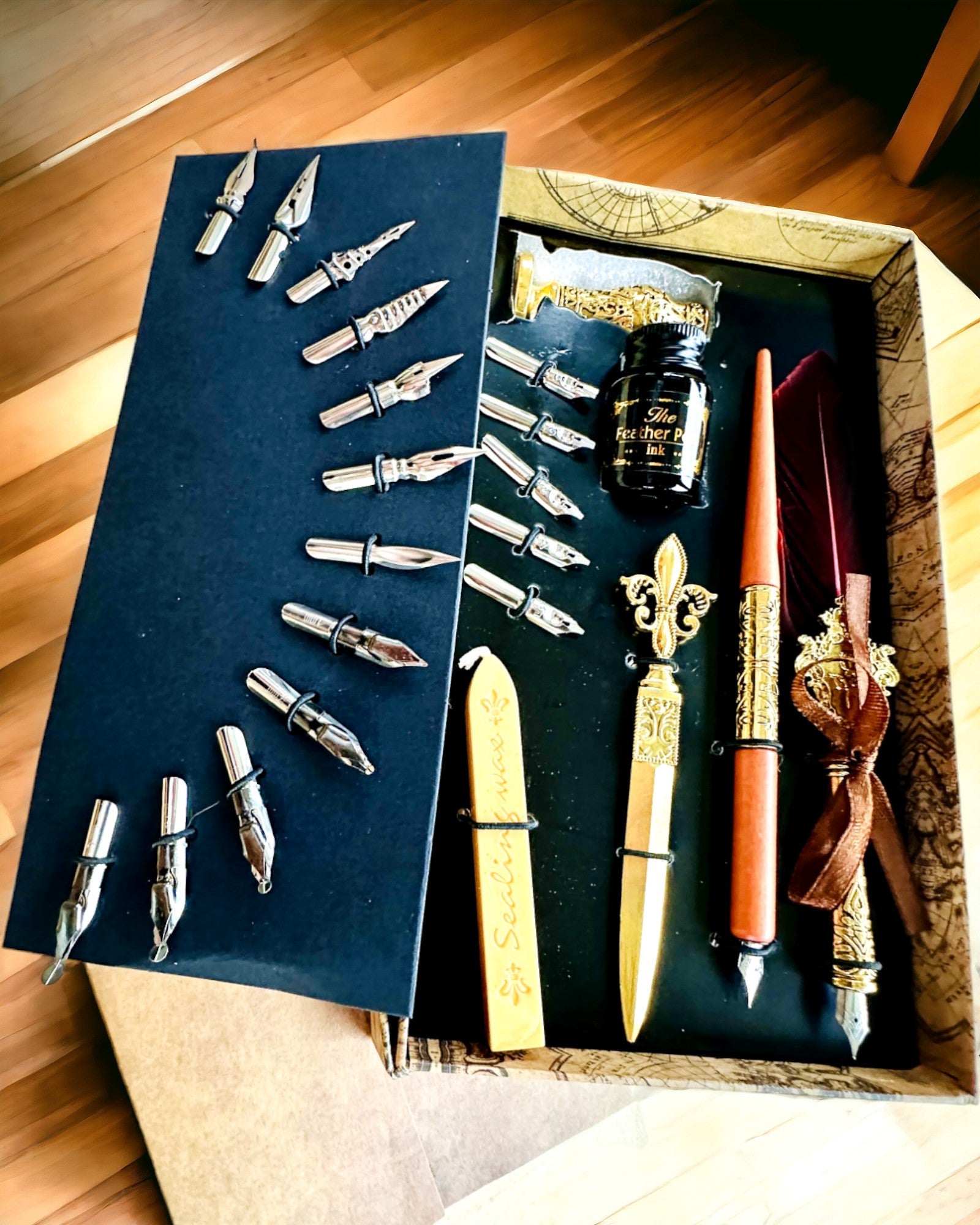 Set Calligrafico Esclusivo, penna stilografica a immersione e set di inchiostri, personalizzazione con incisione