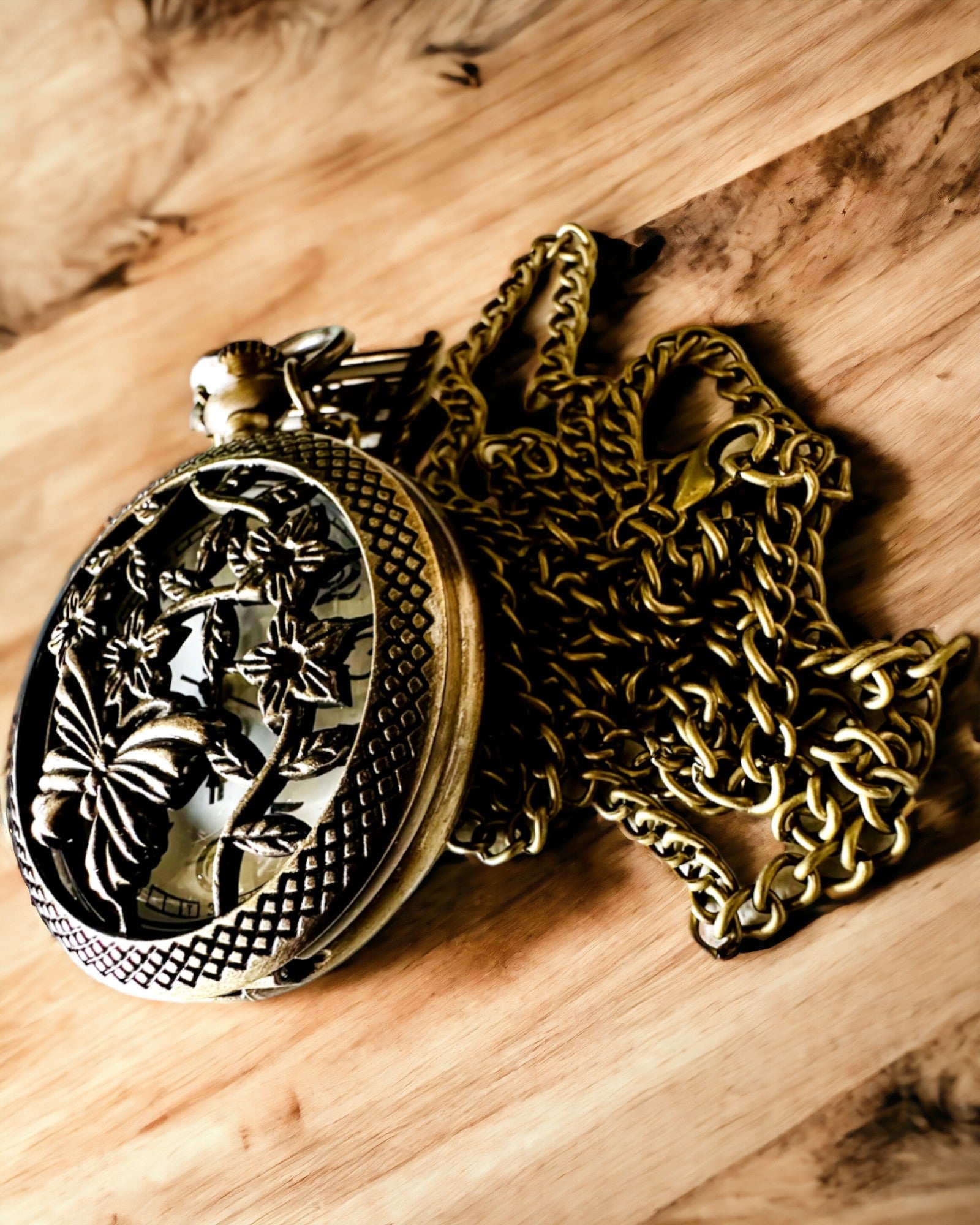 Orologio da Tasca "Eleganza Farfalla" con possibilità di personalizzazione con incisione