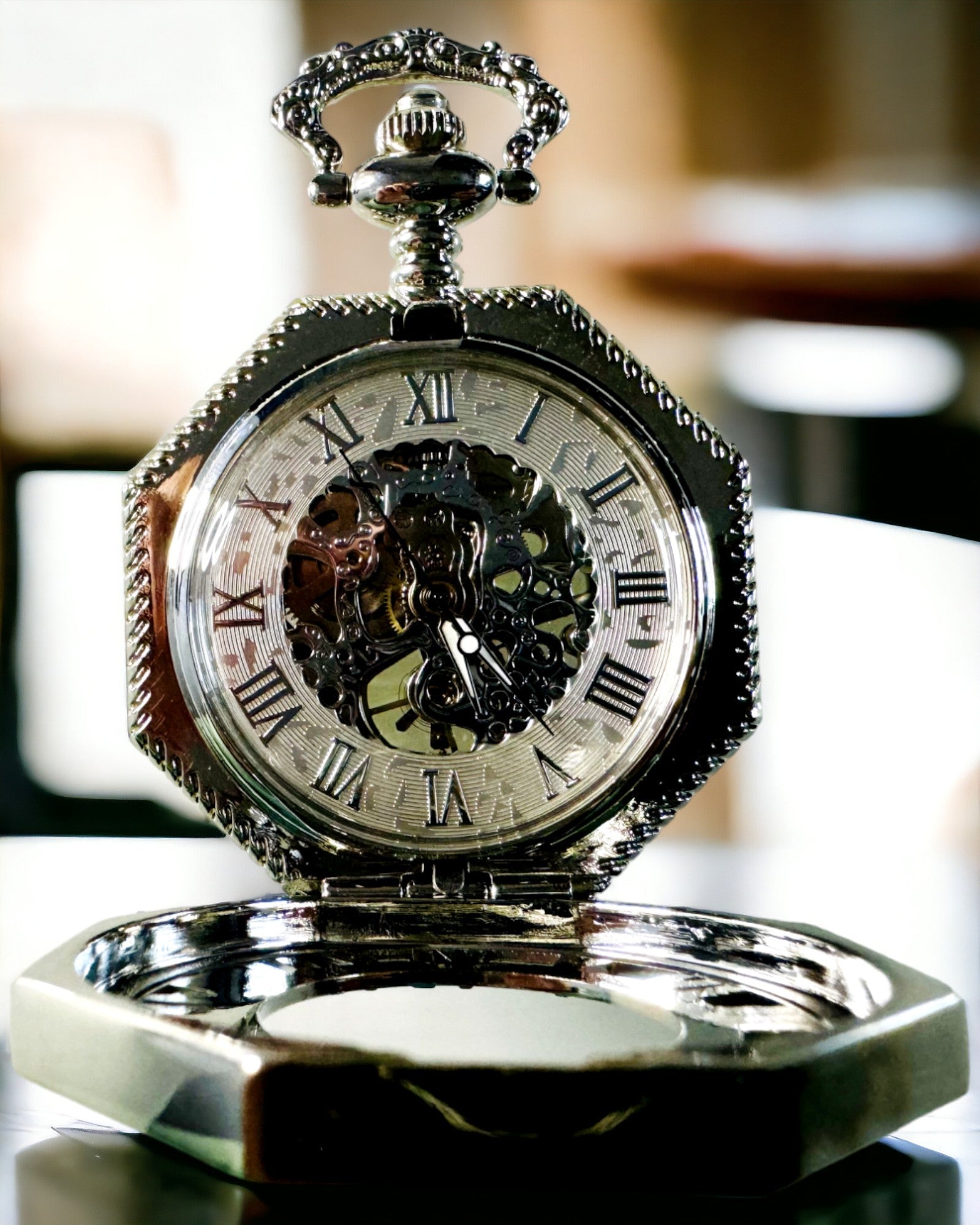 Orologio da Tasca Meccanico Ottagonale Classico in Argento con Quadrante Scheletrato in Stile Steampunk