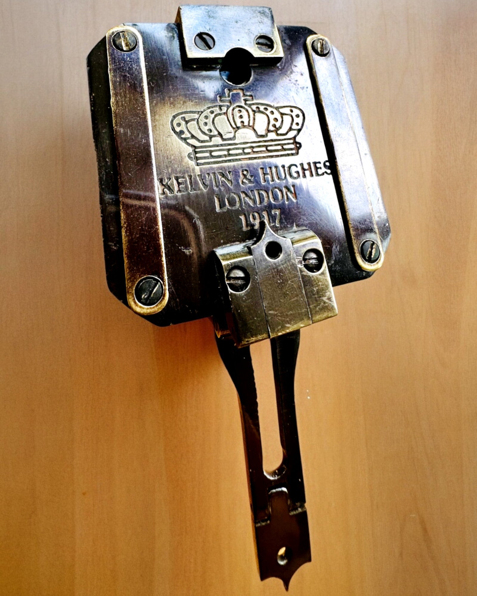 Bussola solida e premium da Capitano "Navigator" - con opzione di personalizzazione tramite incisione