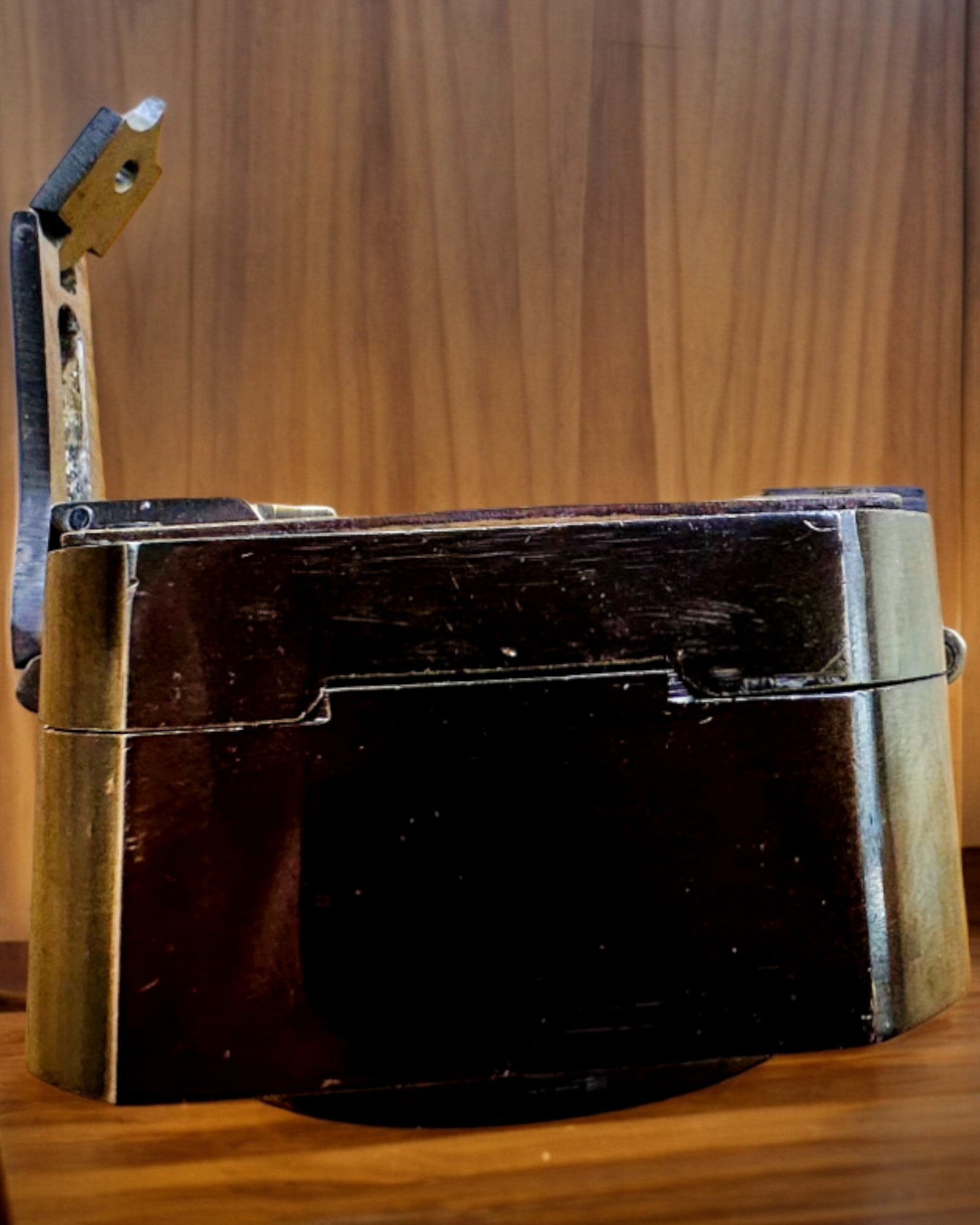 Bussola solida e premium da Capitano "Navigator" - con opzione di personalizzazione tramite incisione