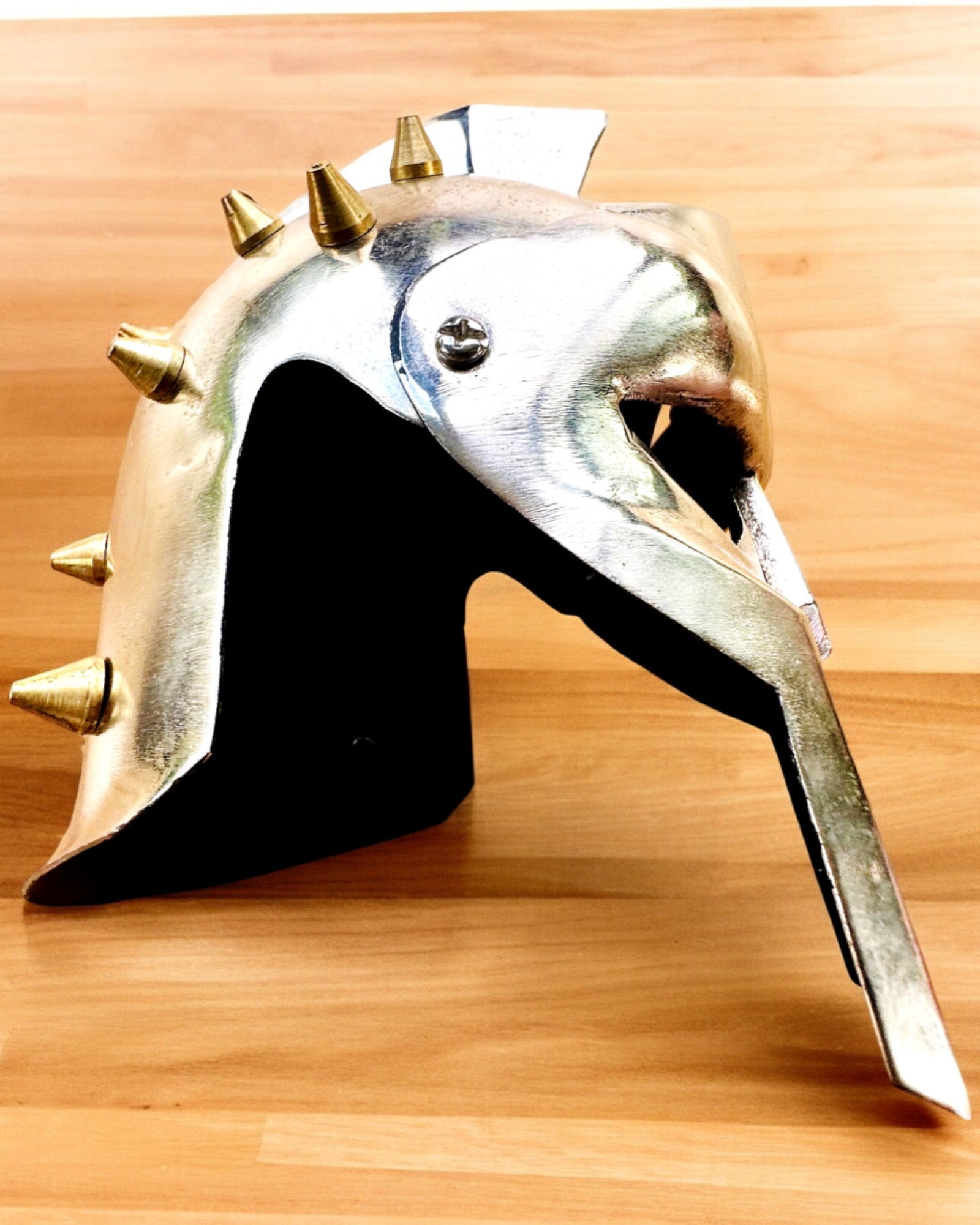 Maschera da Gladiatore Cavalleresca "Sparta" - possibilità di personalizzazione con incisione