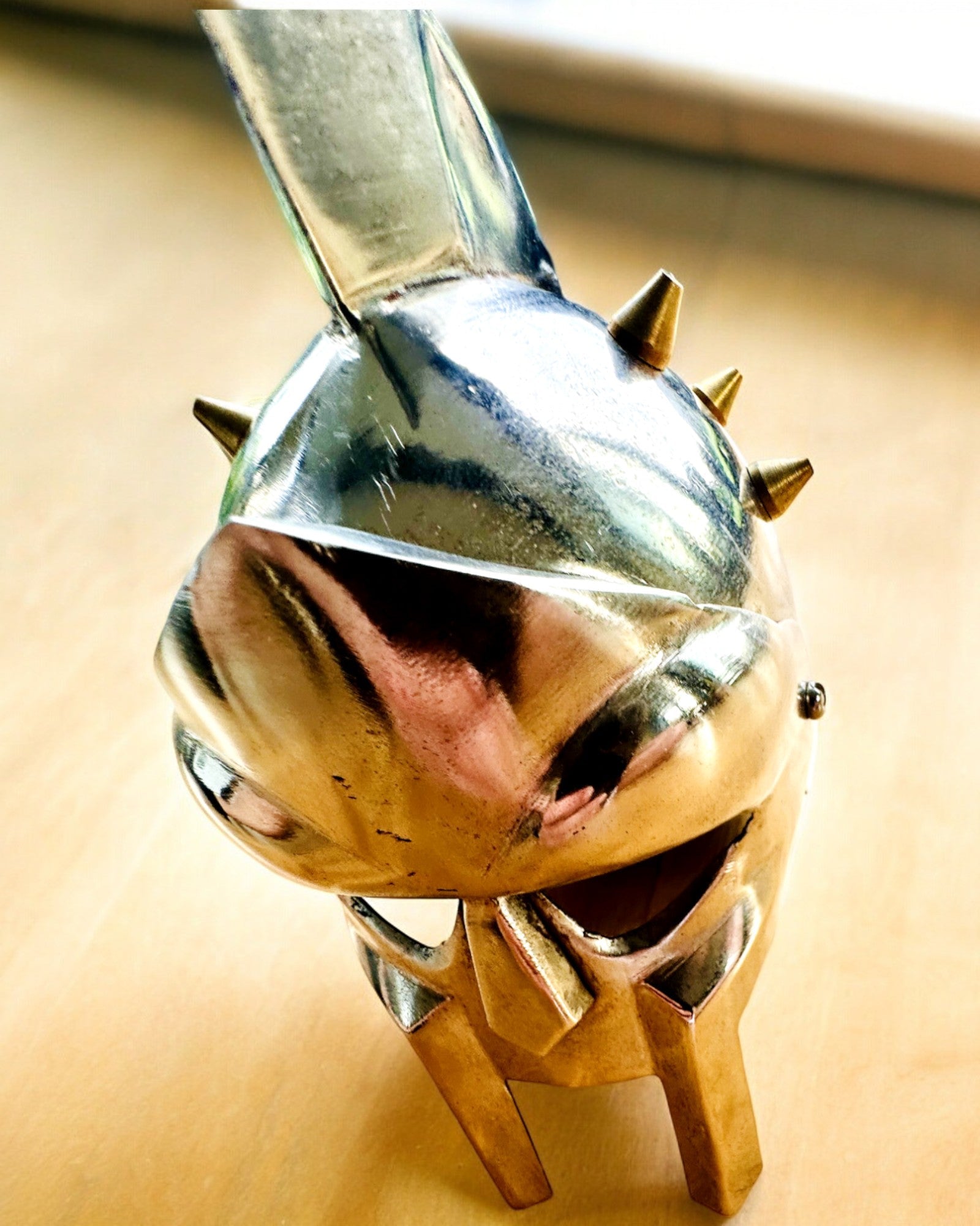 Maschera da Gladiatore Cavalleresca "Sparta" - possibilità di personalizzazione con incisione