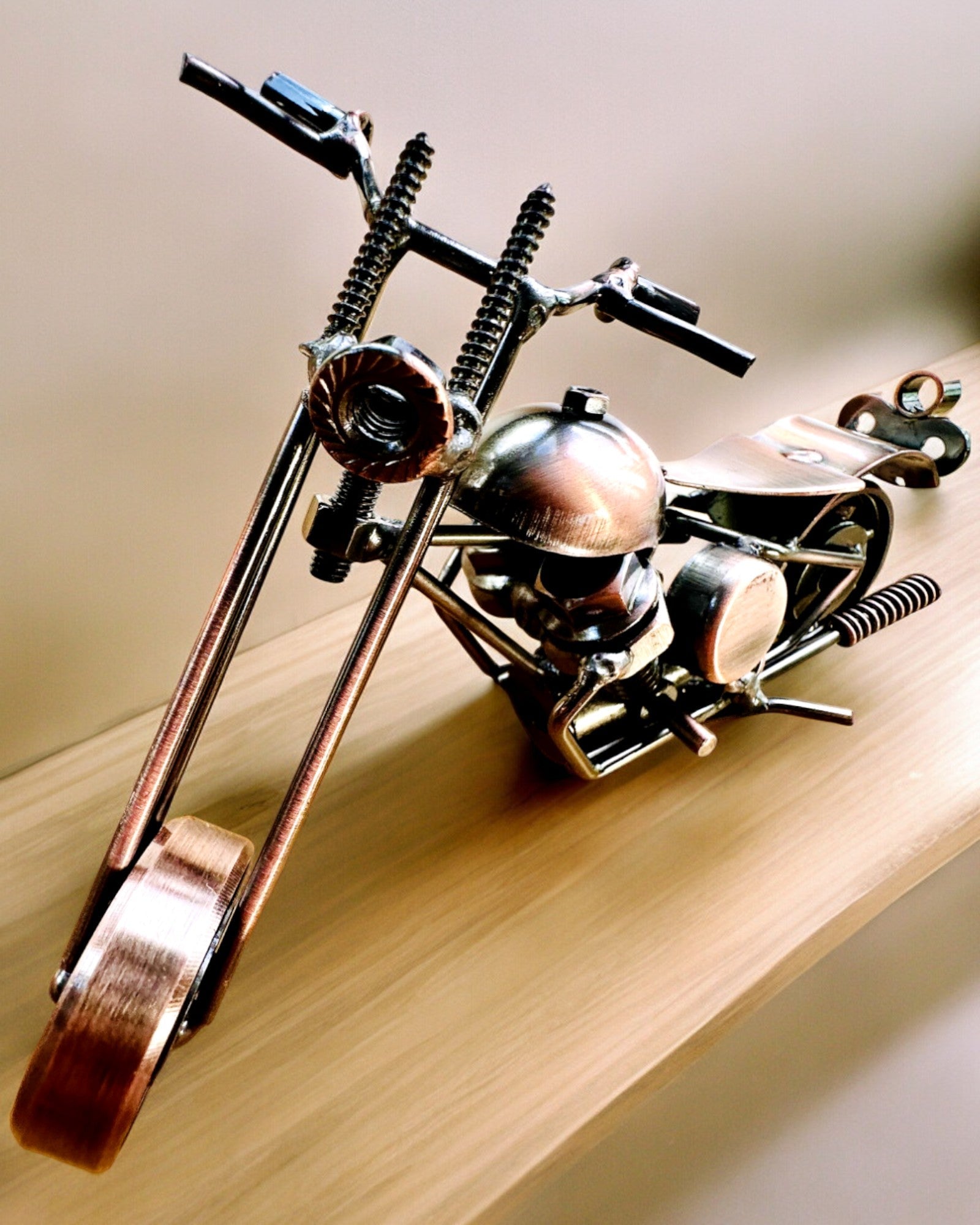 Modello di Motocicletta Fatto a Mano in ferro, Chopper, personalizzazione, incisione per regalo