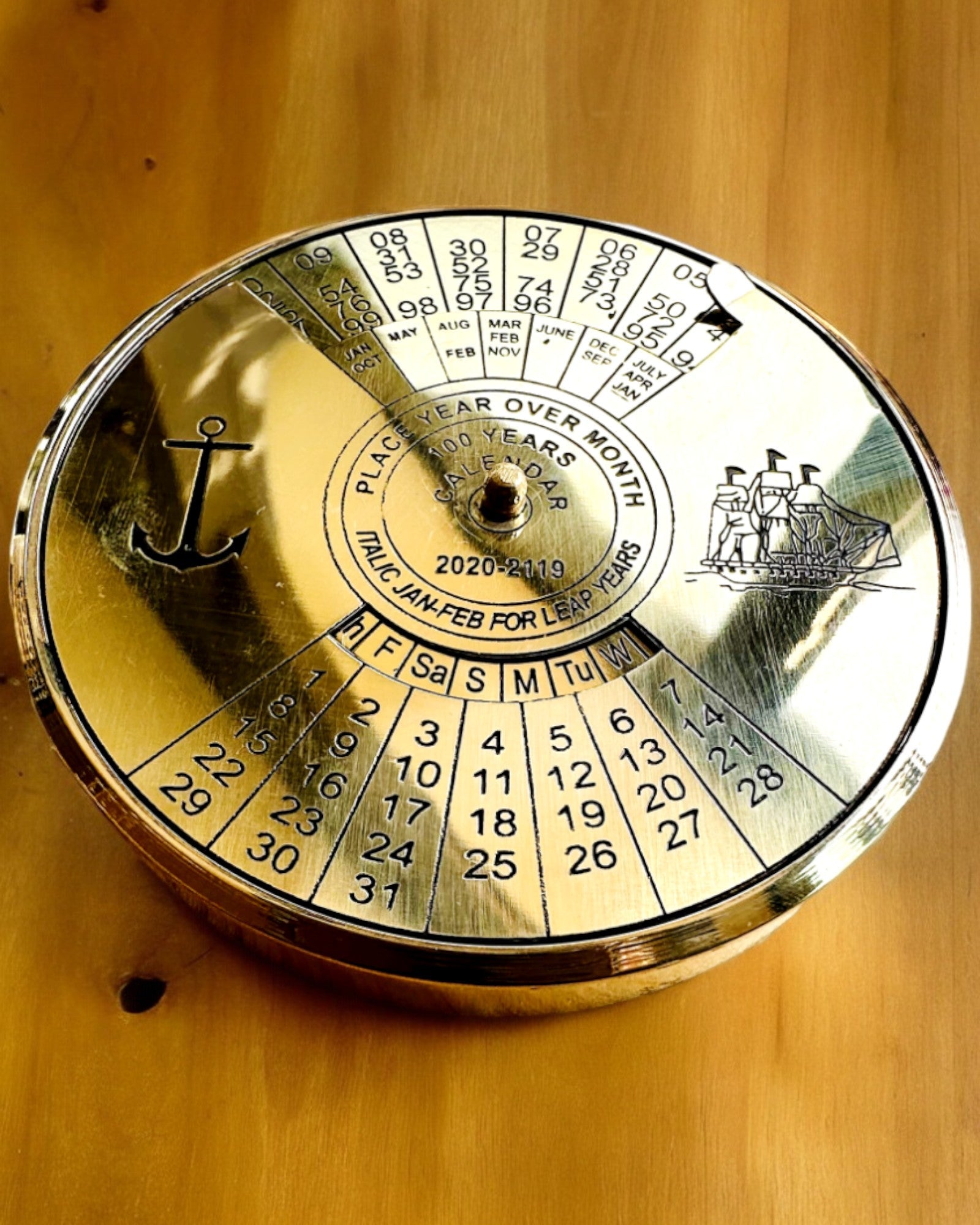 Calendario dell’Eternità Navigazione – Calendario in ottone 100 anni – possibilità di incisione come regalo