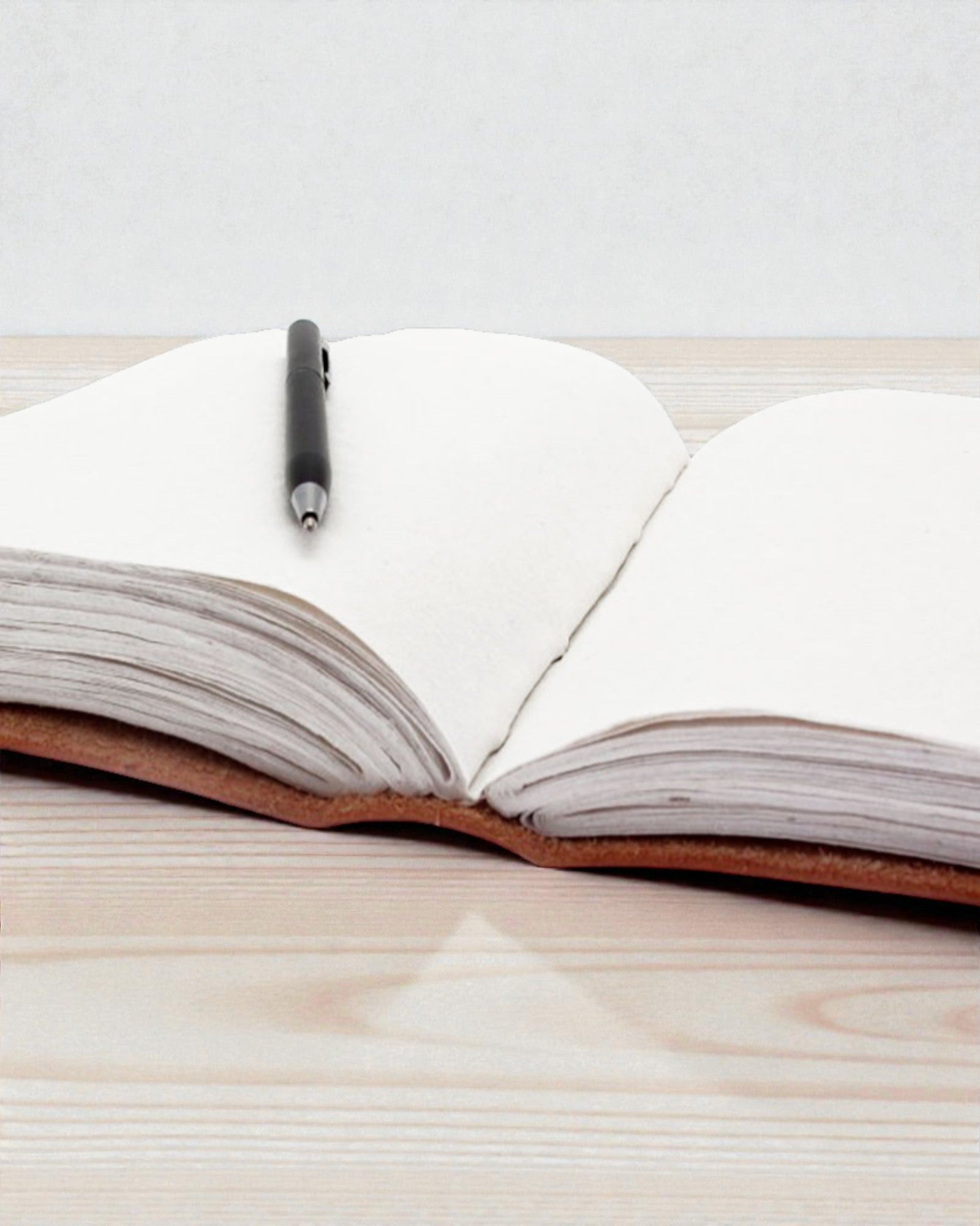 Enorme quaderno in pelle del 7° Chakra - 25,4x33,0 cm (200 pagine)