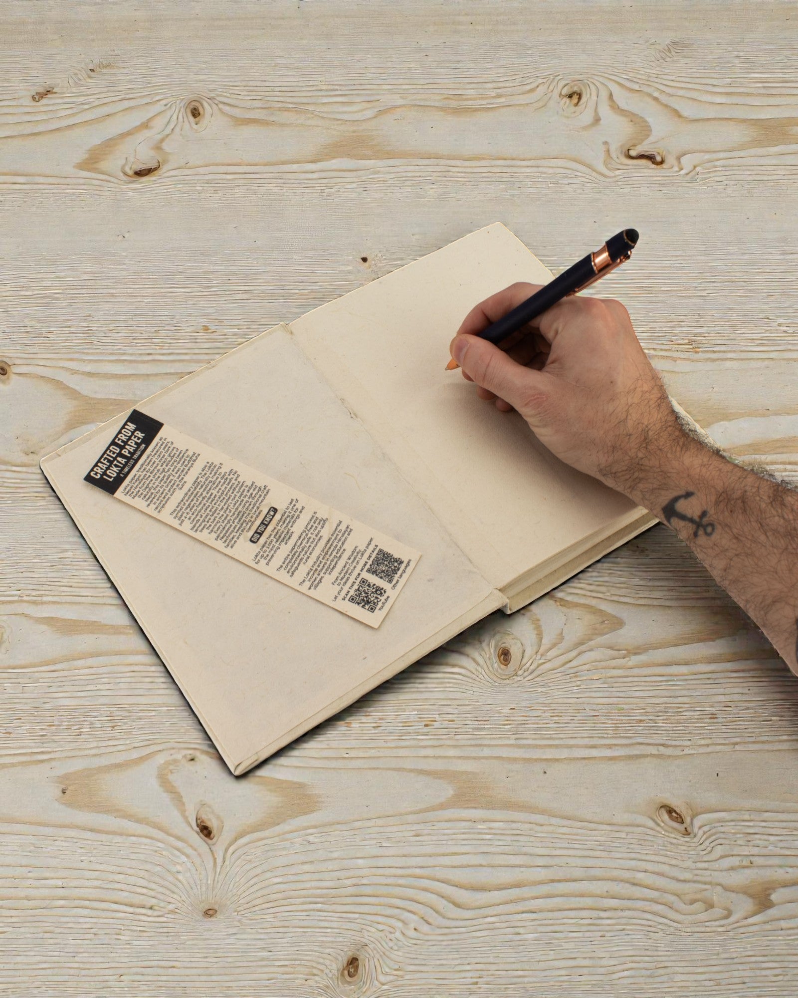 Grande taccuino Lokta Ispirazioni – La vita reale accade fuori dalla rete (45 fogli, 21 x 15 cm)