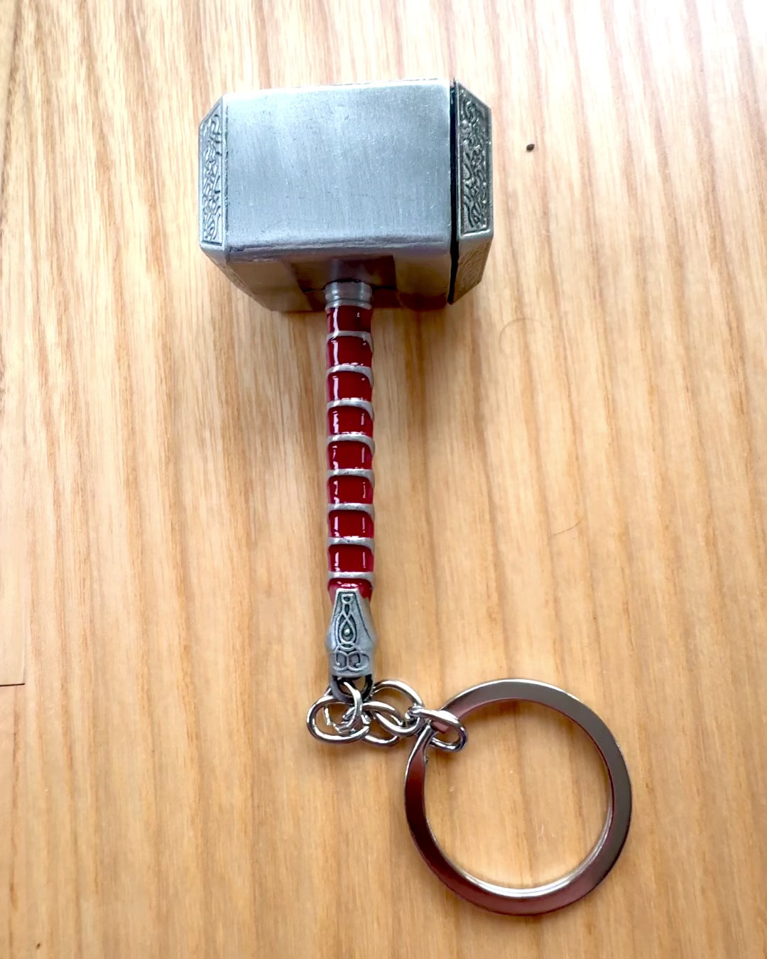Martello di Thor - Portachiavi del Potere, possibilità di personalizzazione con incisione per regalo