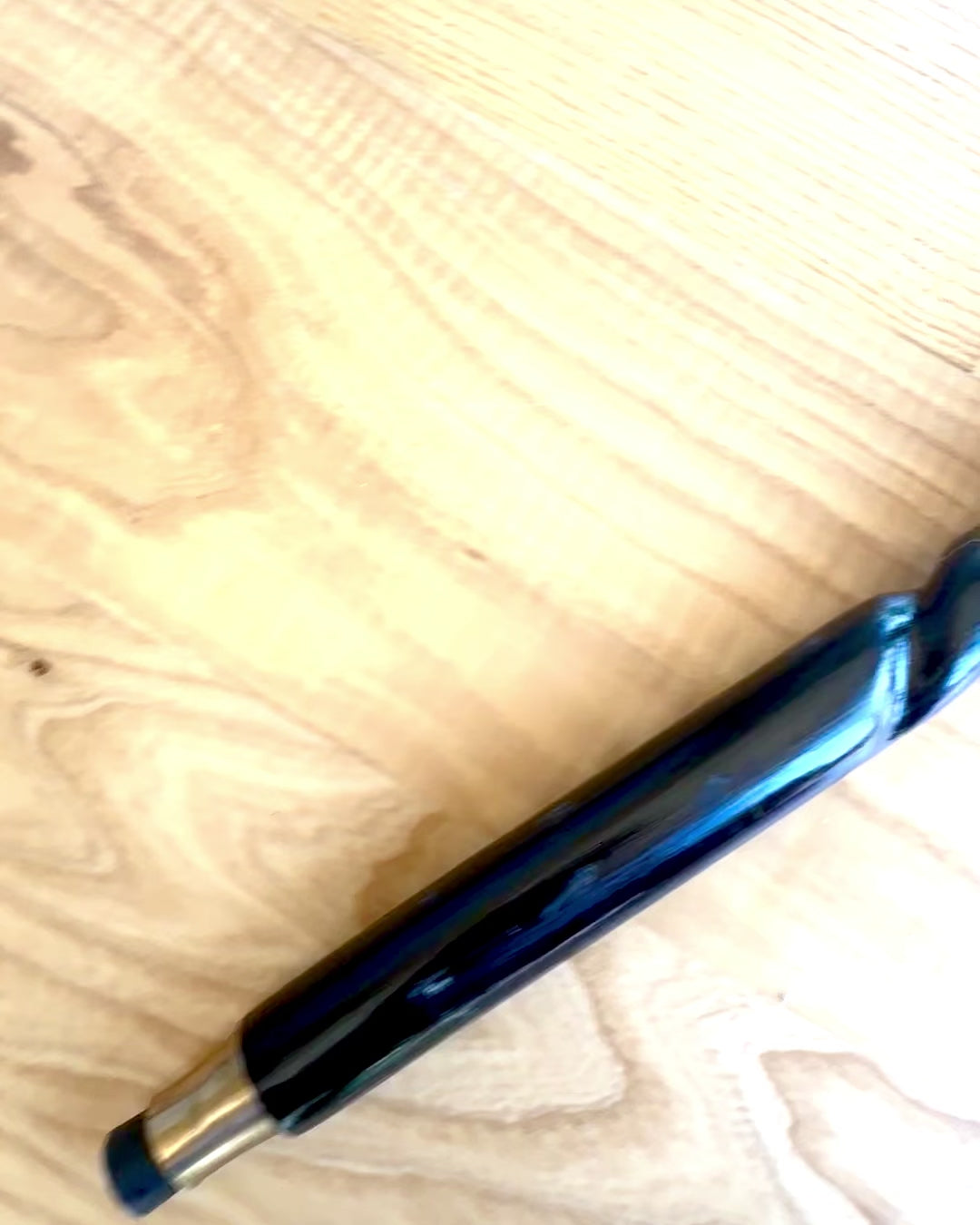 Bastone da passeggio "Bastone della Maestà" in legno, realizzato a mano, possibilità di incisione, 2 varianti disponibili