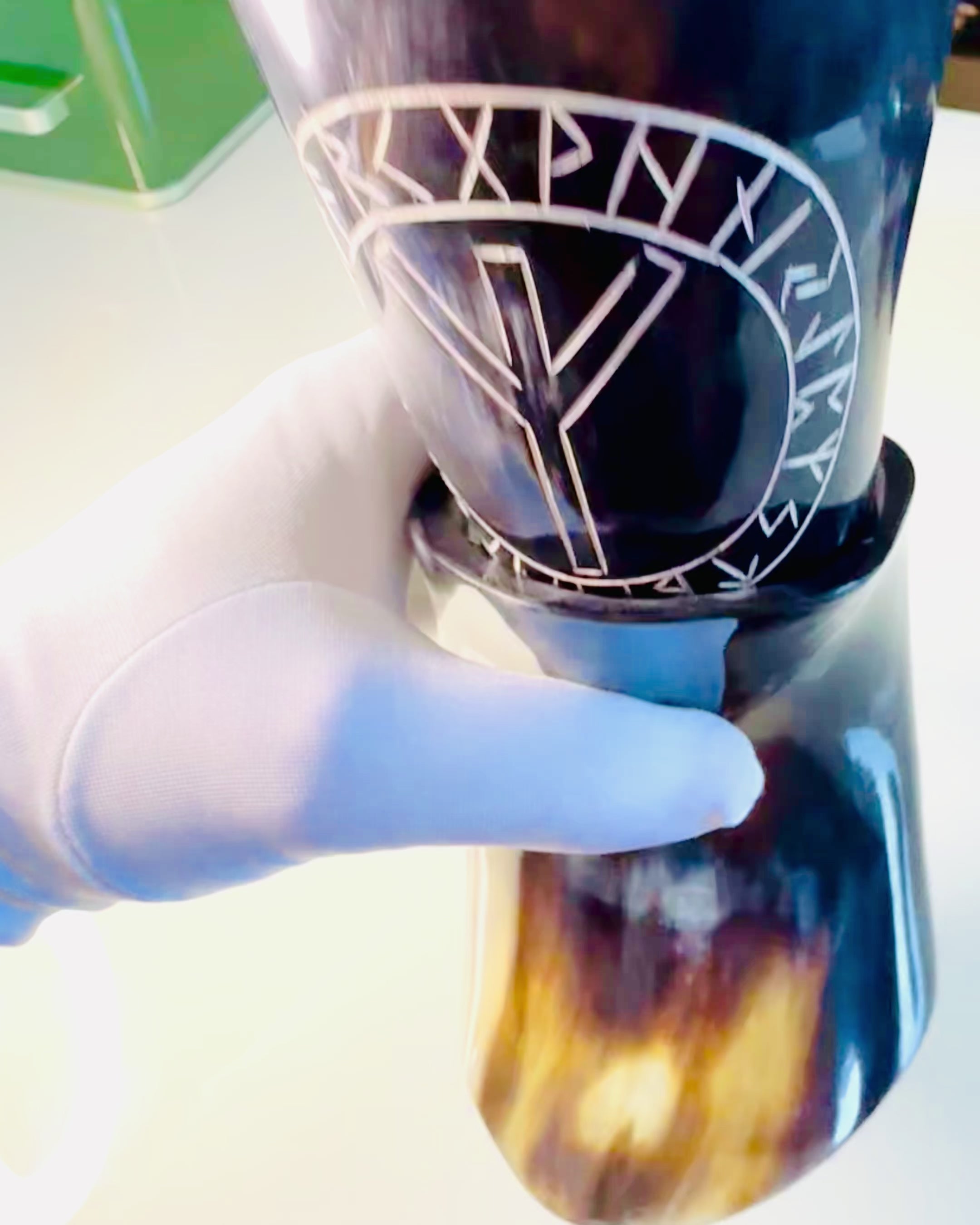 Tazza Corno "Viking Valor" - Incisa a Mano, Qualità Premium - 4 varianti disponibili