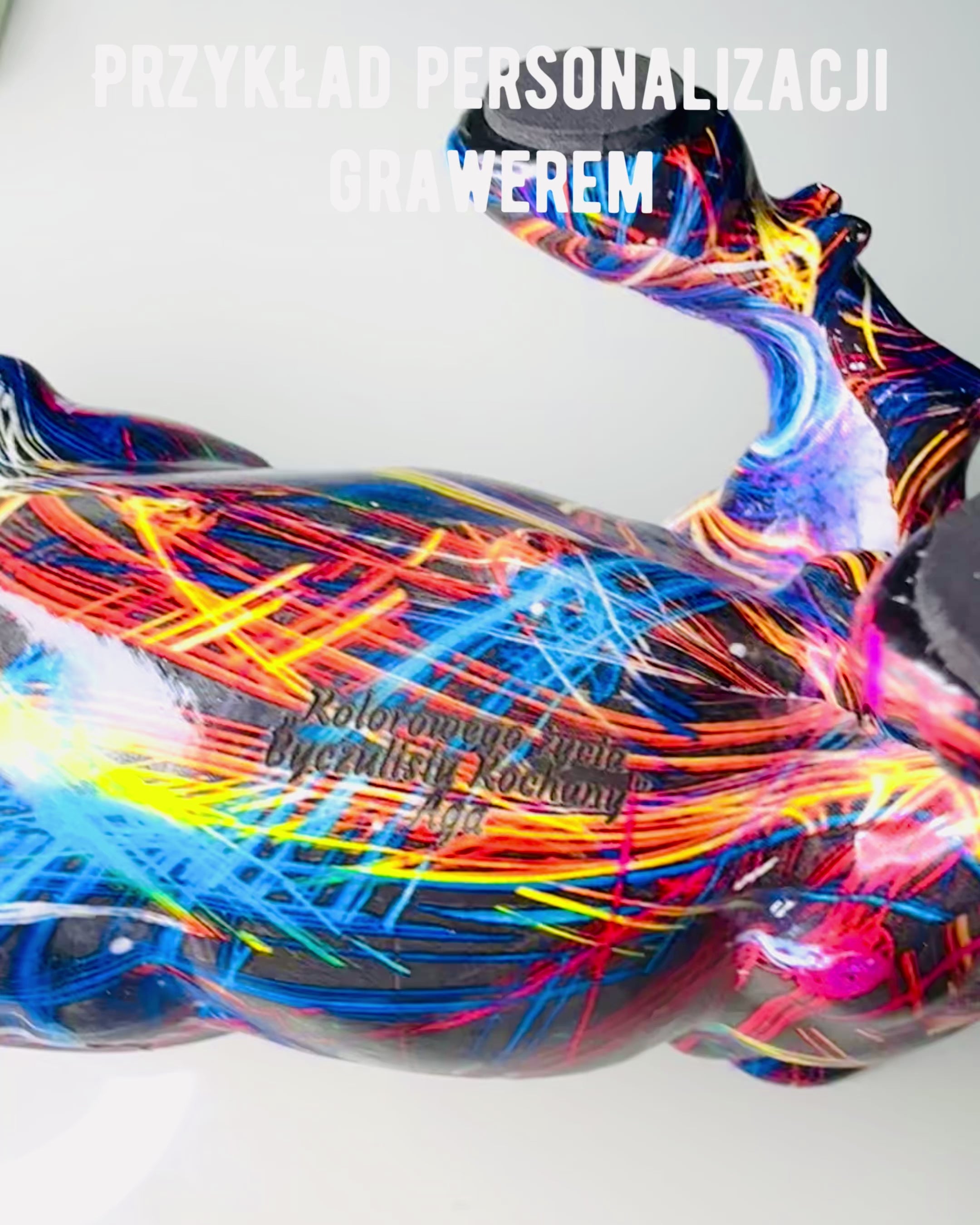 Scultura Decorativa Toro "BullArt" – Arte Unica con Opzione di Incisione - 4 varianti di colore, per regalo personalizzato