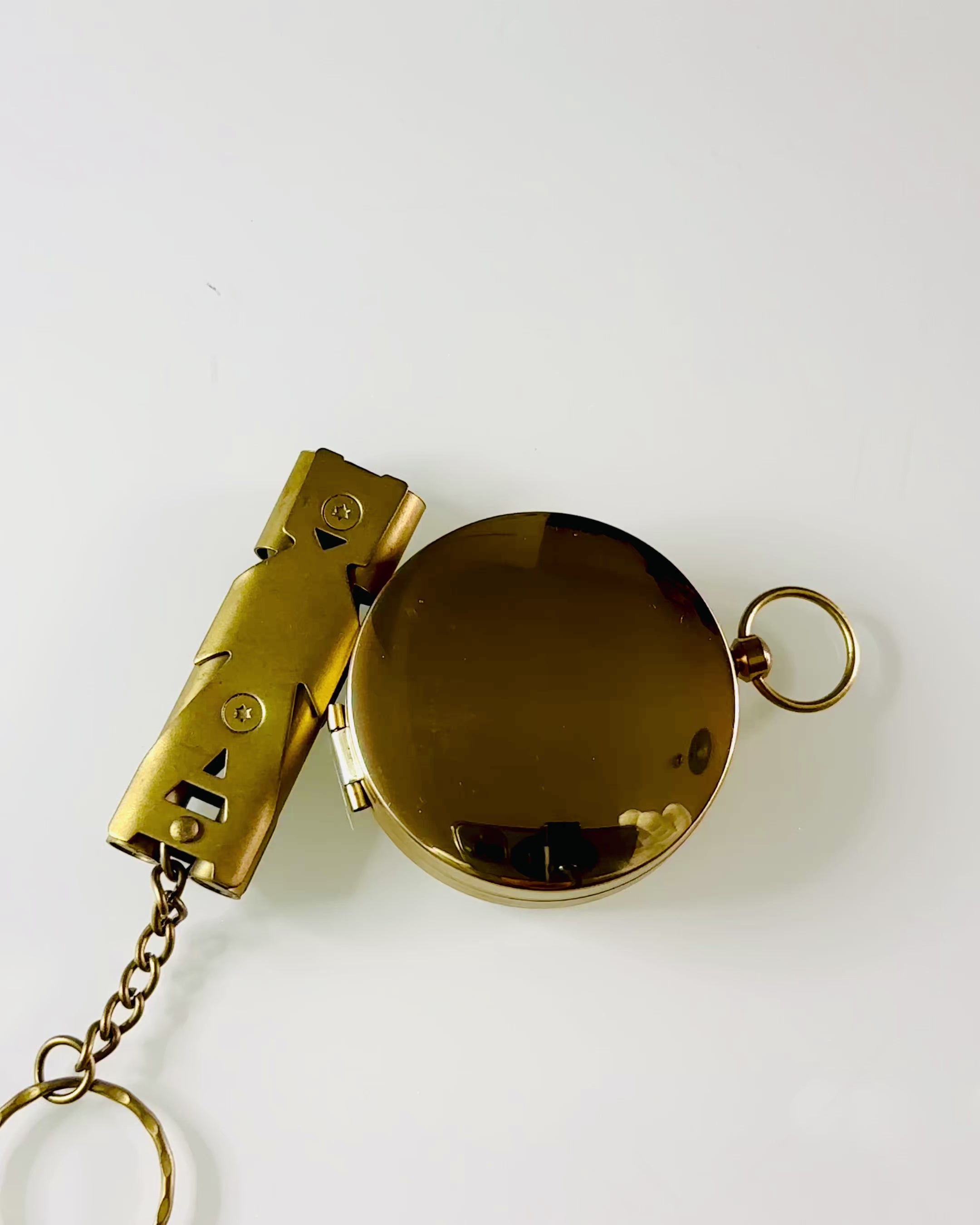 Set Elegante con Bussola e Fischietto di Segnalazione