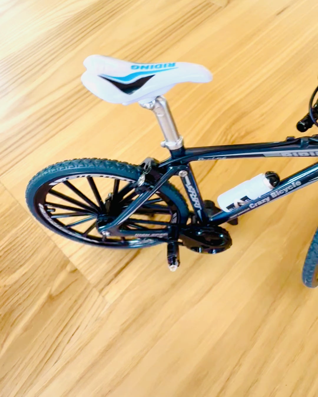 Modello in Miniatura di Bicicletta Rossa in Metallo "SpeedMaster" personalizzazione con incisione per regalo, 2 varianti di colore