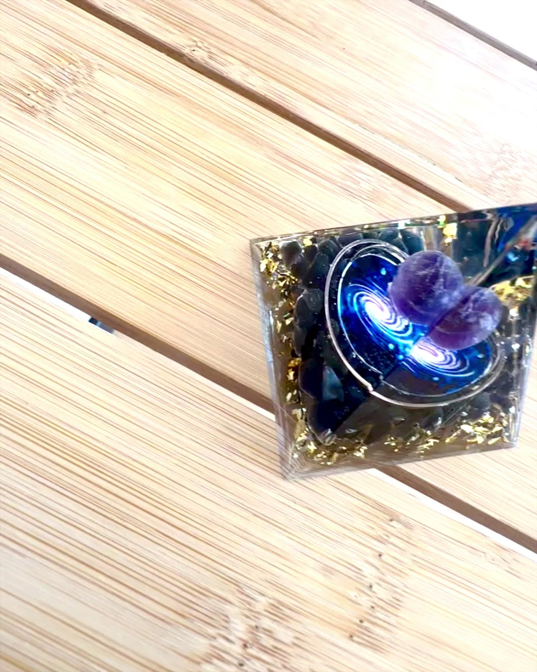 Piramide Energetica orgonite "Piramide Cosmica" Essenza Galattica, per regalo