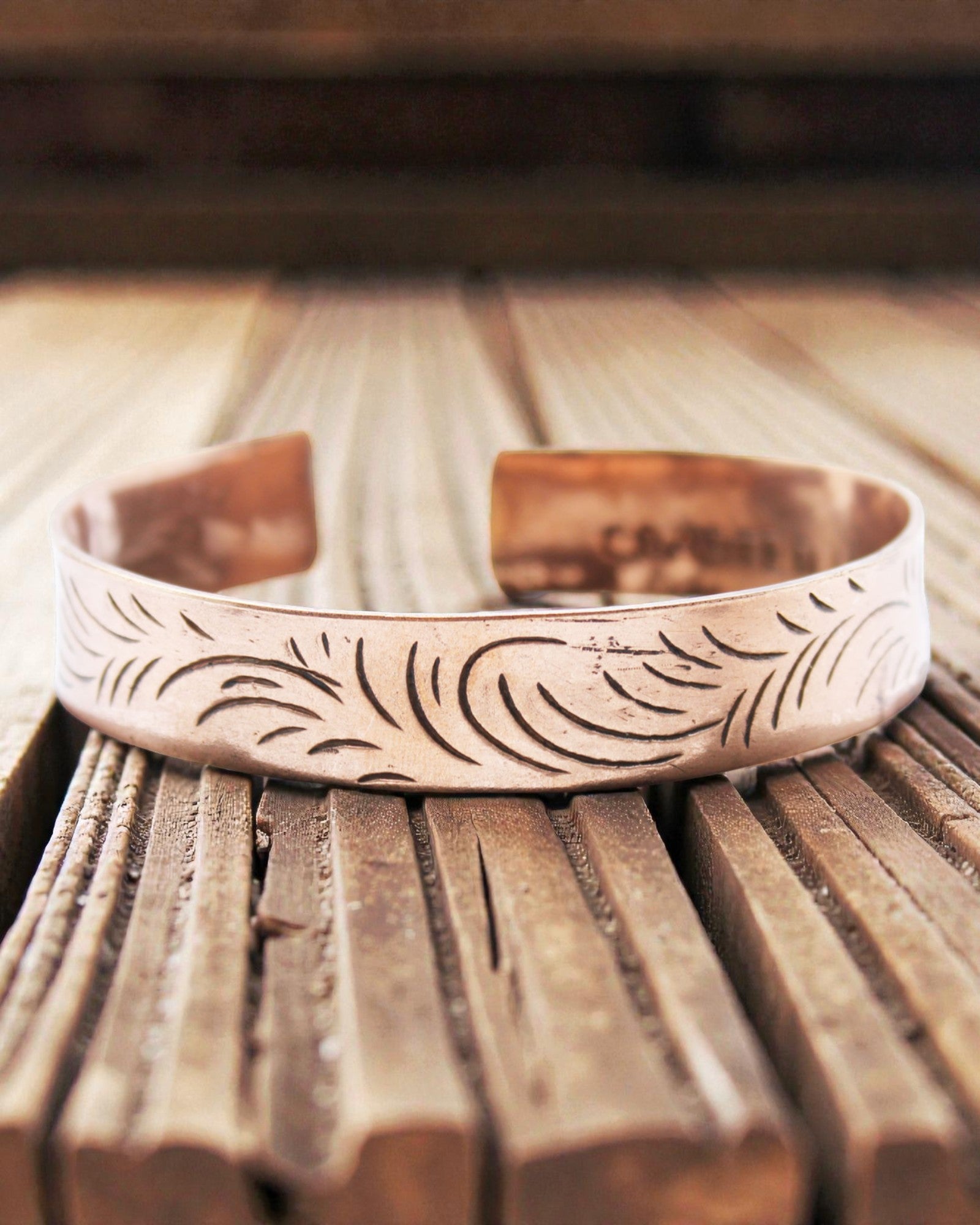 Bracciale Tibetano in Rame Tribal Flow – Volute Larghe