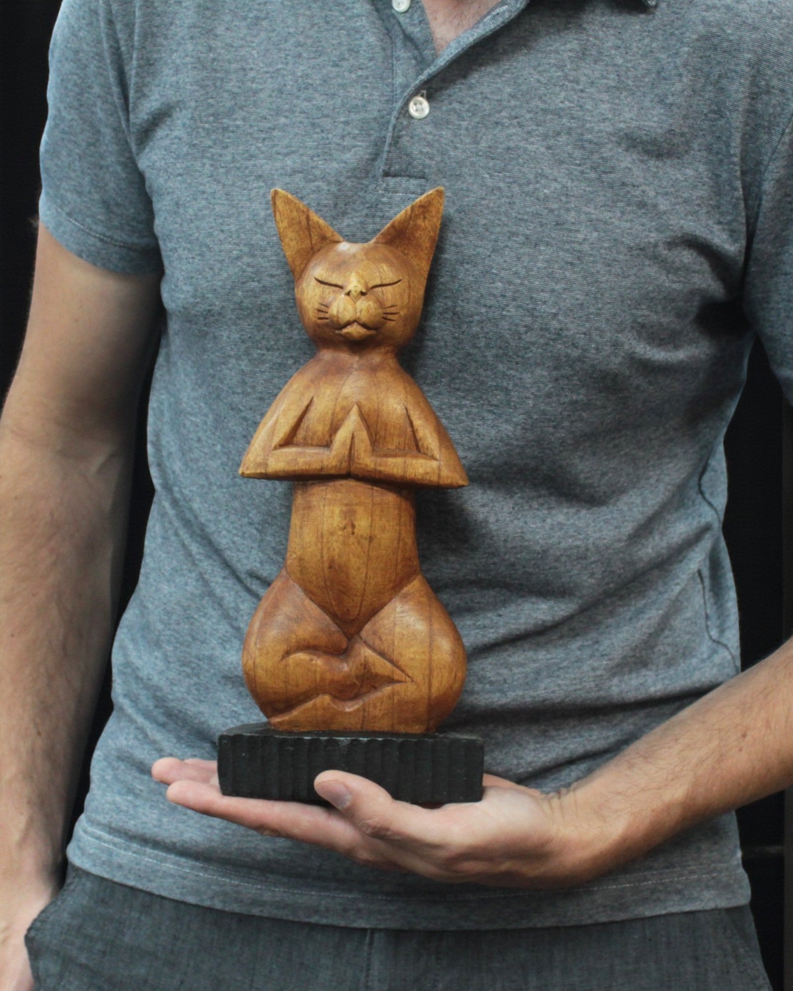 Scultura di Gatto – Yoga 3 Fiore di Loto 30 cm