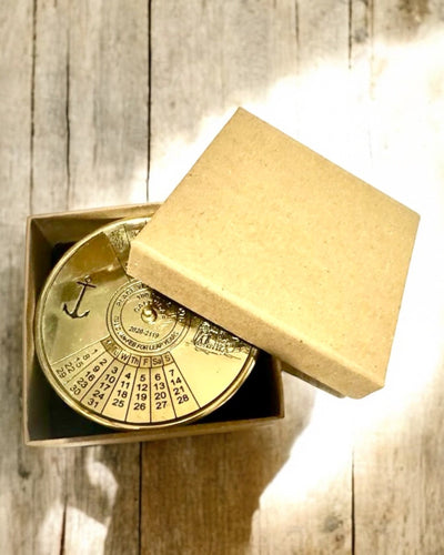 Calendario dell’Eternità Navigazione – Calendario in ottone 100 anni – possibilità di incisione come regalo