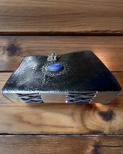 Diario Premium, Motivo Antico, Taccuino in Pelle "Cronaca Magica" 200 pagine, 2 varianti a scelta, personalizzazione con incisione