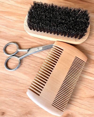 Set per la Cura della Barba "BeardMaster", possibilità di personalizzazione con incisione per regalo