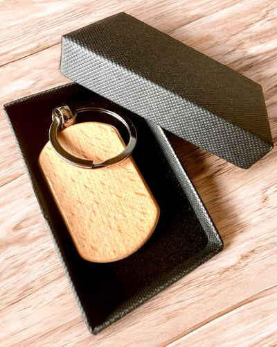Portachiavi Elegante in Legno con Possibilità di Personalizzazione con Incisione – Ideale come Regalo