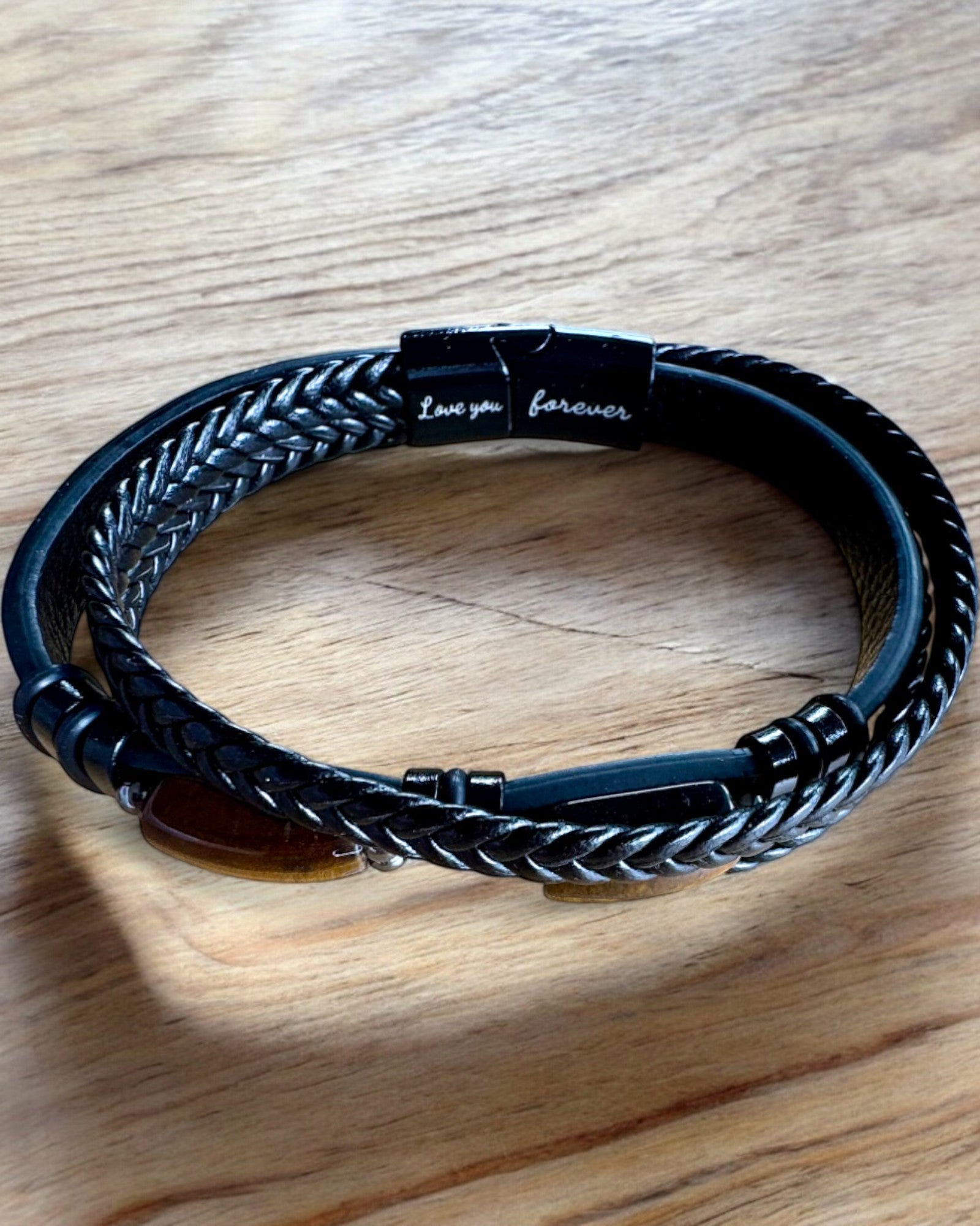 Bracciale Maschile Magnetic Love – in pelle con possibilità di personalizzazione con incisione per regalo