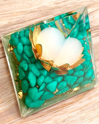 Piramide Energetica orgonite "Armonia del Tormalina"