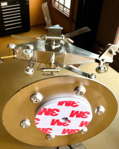 Modello in Metallo di Elicottero "SkyRider" – Supporto da Scrivania Regolabile con Personalizzazione Incisione per Regalo