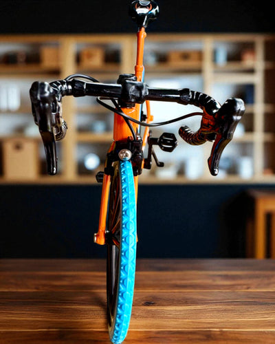 Modello in miniatura in metallo Bicicletta da collezione "Speed Rider 1.2" – personalizzazione con incisione per regalo, 2 varianti di colore