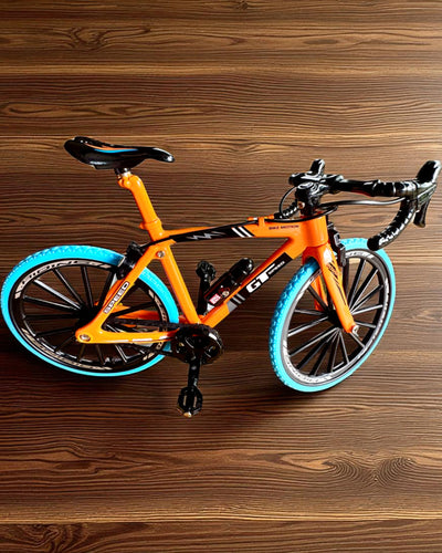 Modello in miniatura in metallo Bicicletta da collezione "Speed Rider 1.2" – personalizzazione con incisione per regalo, 2 varianti di colore