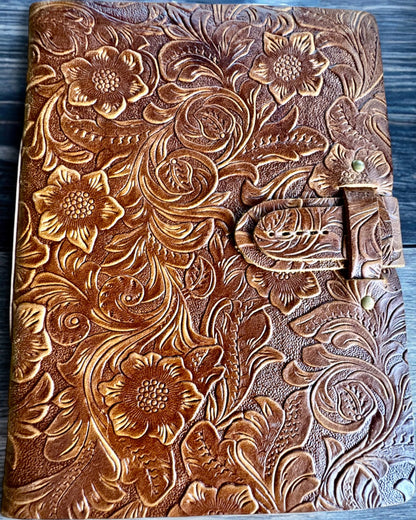 Taccuino Vintage in Pelle "Floralis" – stampato a mano, 400 pagine, possibilità di incisione, 2 varianti