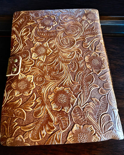 Taccuino Vintage in Pelle "Floralis" – stampato a mano, 400 pagine, possibilità di incisione, 2 varianti