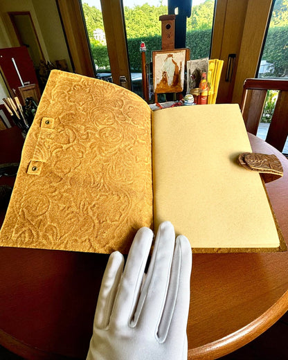 Taccuino Vintage in Pelle "Floralis" – stampato a mano, 400 pagine, possibilità di incisione, 2 varianti