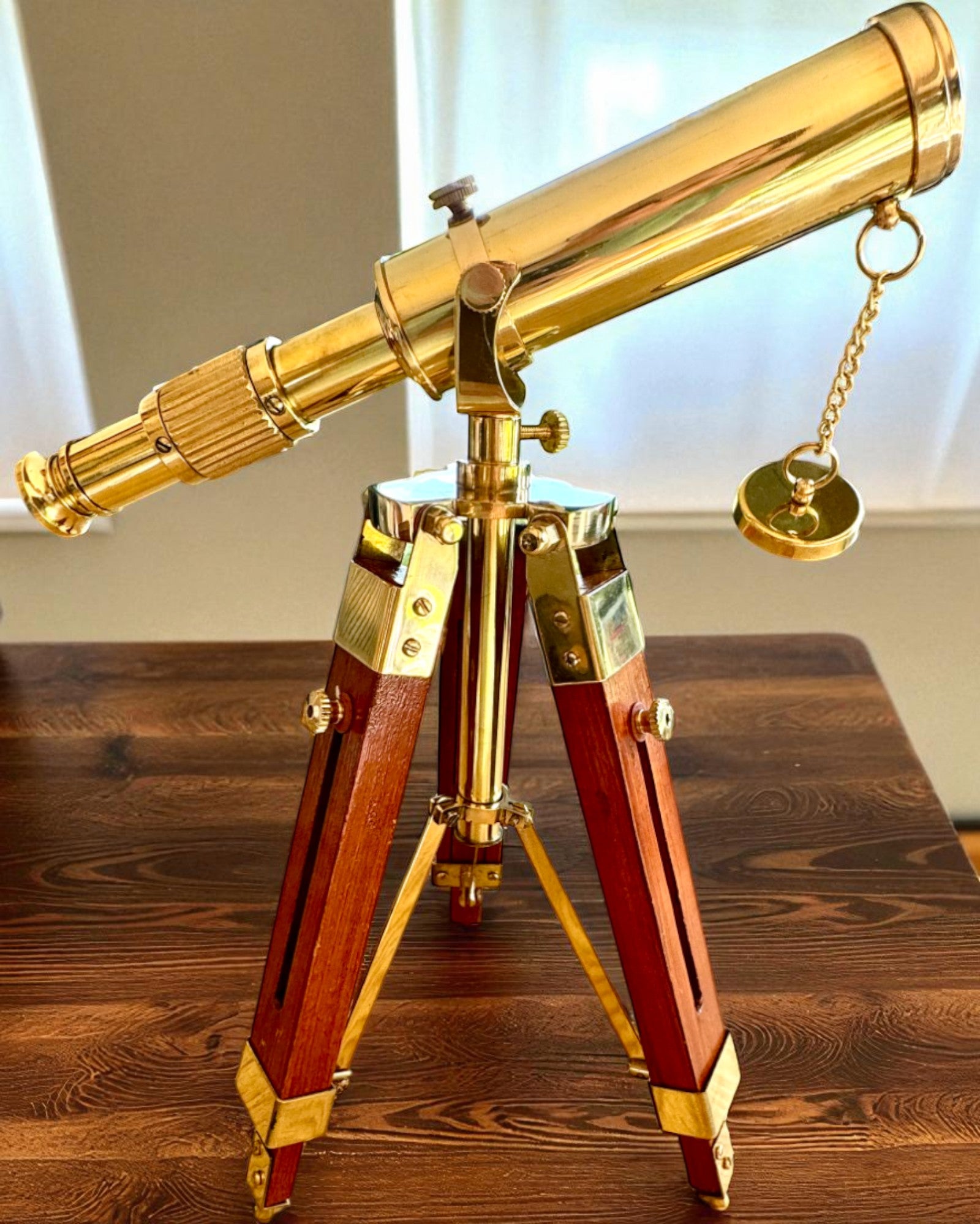 Cannocchiale Celestial su supporto in legno 41 cm, possibilità di personalizzazione con incisione come regalo