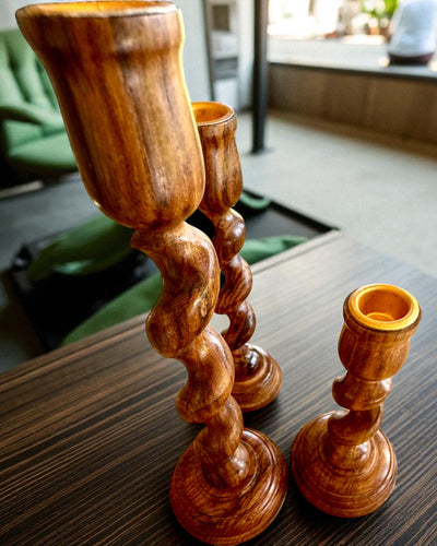 Set di 3 portacandele "Luce a Spirale" 25 cm di altezza, possibilità di personalizzazione con incisione per regalo