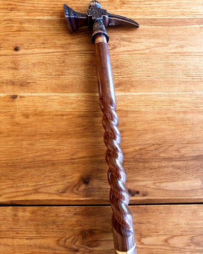 Bastone da passeggio - WIKING con testa a forma di martello da guerra, possibilità di personalizzazione con incisione per regalo