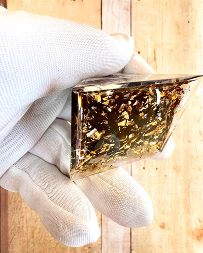 Piramide Energetica orgonite "Piramide Cosmica" Essenza Galattica, per regalo
