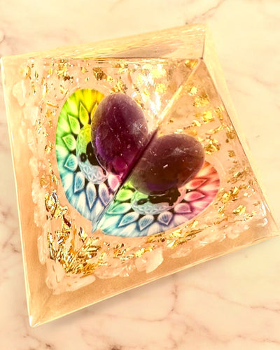 Piramide Energetica orgonite Piramide dell'Energia "Armonia della Luce" - Cristallina, per regalo