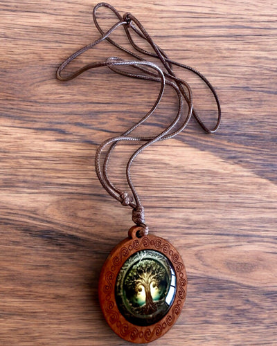 Amuleto della Vita "Albero degli Antenati" - Collana Fatta a Mano in Legno e Vetro, possibilità di personalizzazione con incisione per regalo
