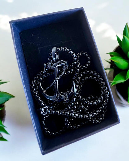 "Kotwica Determinacji - Amuleto Marino", collana, possibilità di personalizzazione con incisione per regalo, 3 varianti tra cui scegliere