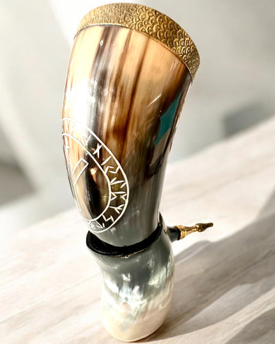 Tazza Corno "Viking Valor" - Incisa a Mano, Qualità Premium - 4 varianti disponibili