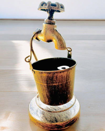 "Rustic Charm" Stile Posacenere in Metallo, altezza 19-23 cm, 8 varianti disponibili, incisione su richiesta