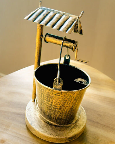 "Rustic Charm" Stile Posacenere in Metallo, altezza 19-23 cm, 8 varianti disponibili, incisione su richiesta