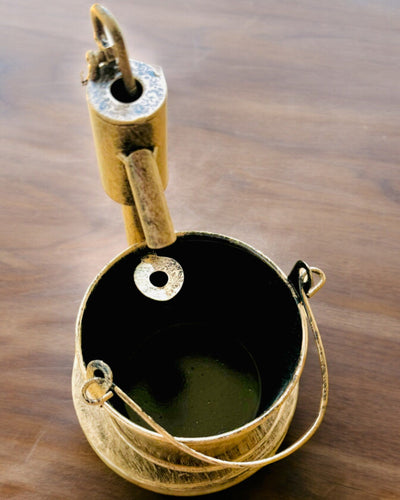 "Rustic Charm" Stile Posacenere in Metallo, altezza 19-23 cm, 8 varianti disponibili, incisione su richiesta