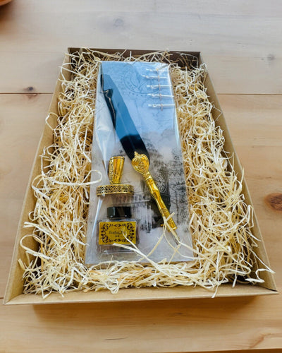 Piuma d'Oca Elegante con Set di Accessori - Royal Quill, possibilità di personalizzazione con incisione