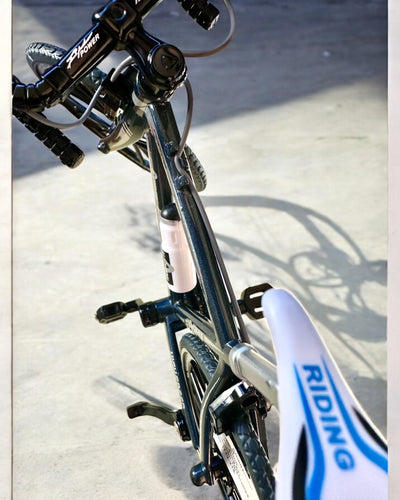 Modello in Miniatura di Bicicletta Rossa in Metallo "SpeedMaster" personalizzazione con incisione per regalo, 2 varianti di colore